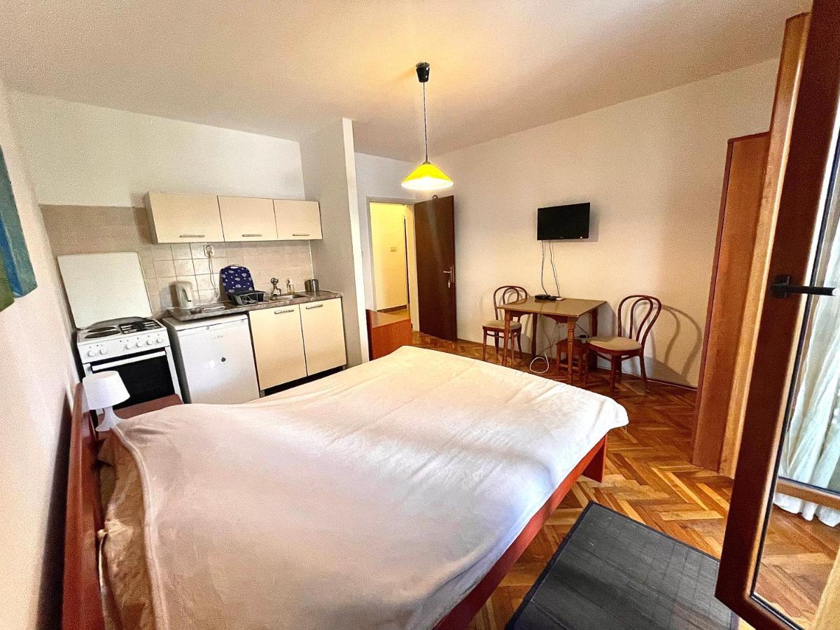 Apartments Maslina Sveti Stefan Dış mekan fotoğraf